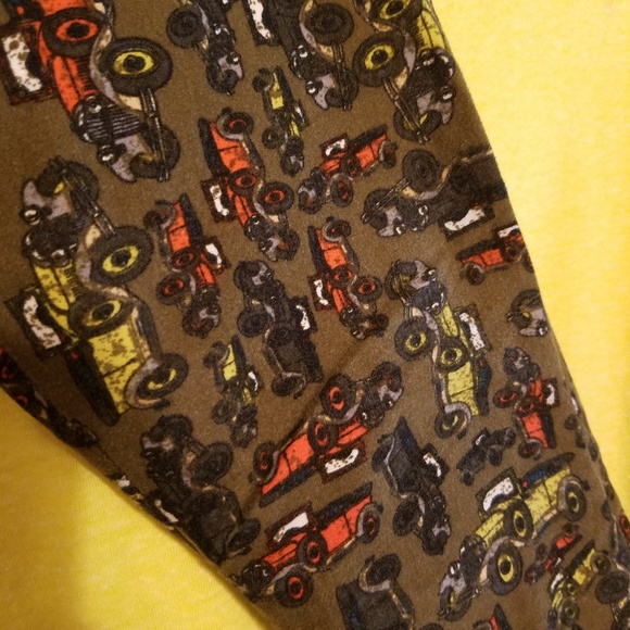 Lularoe Medium Irma and TC leggings - Picture 2 of 2